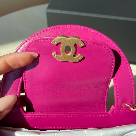 Chanel Kelly Small Shopping Bag - Picture 7 of 10